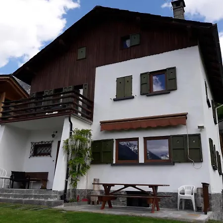Bianca Bormio Garden And Parking Alpe Dosde