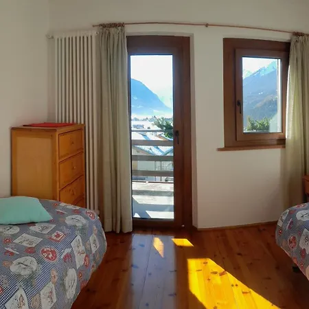 Casa de Férias Bianca Bormio Garden And Parking