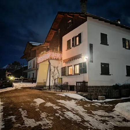Prázdninový dům Bianca Bormio Garden And Parking Alpe Dosde